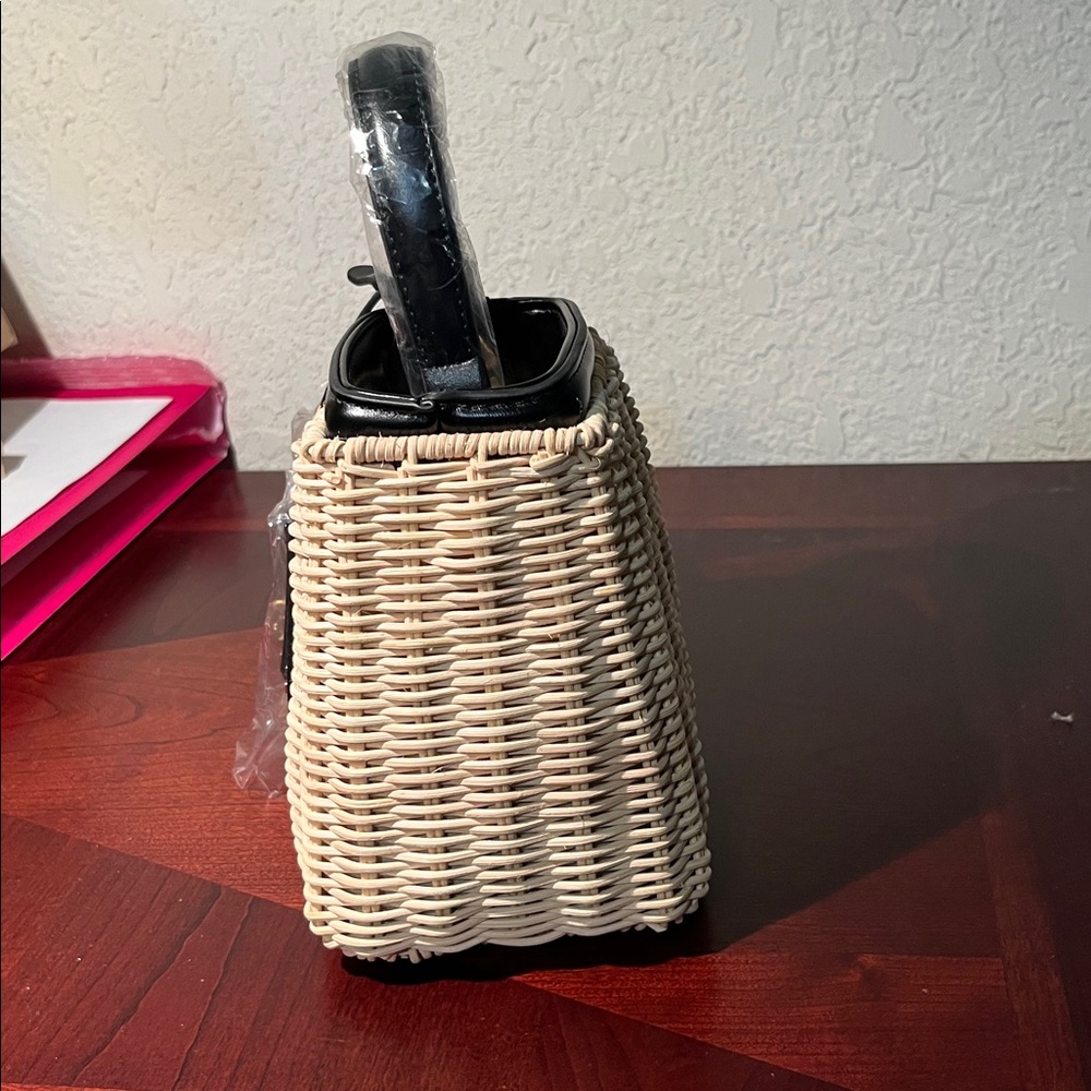 Loulu  Black and Tan Woven Satchel/Crossbody NWOT - Picture 3 of 7